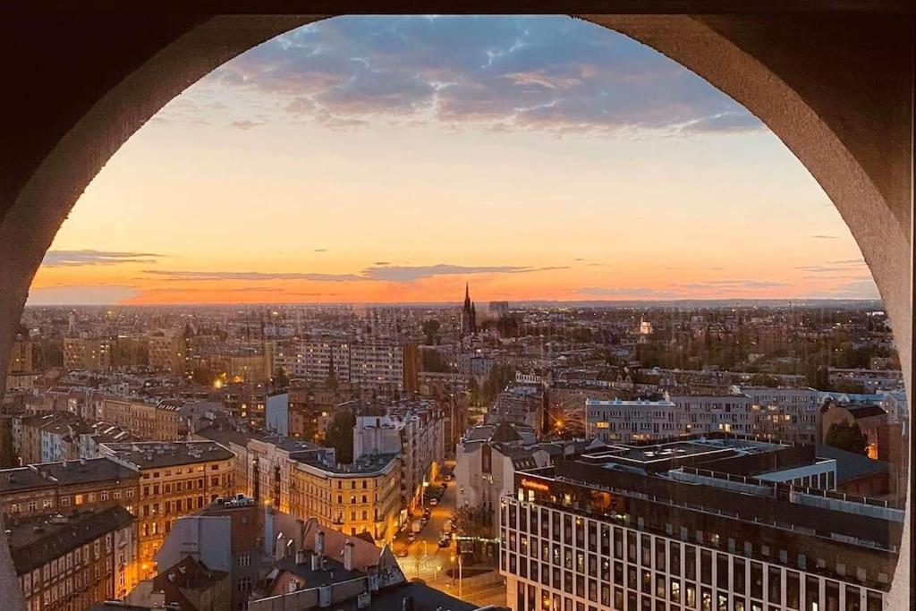 100M2 Penthouse On Top Of The City 1000Mb/S, Airc. Wrocław Zewnętrze zdjęcie